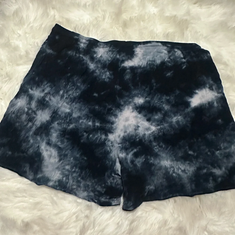 Torrid navy blue tie dyed Shorts